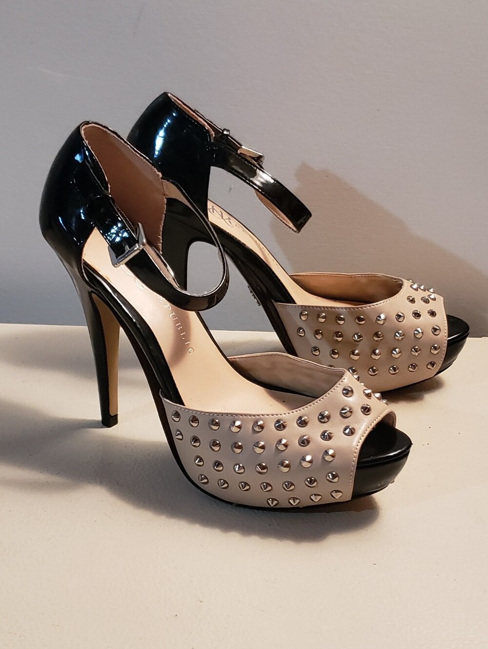 Rock & Republic Two-Tone Studded Peep Toe Heels - Black & Beige
